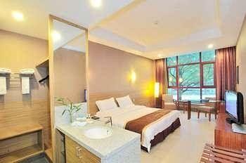 Luanchuan Re-Channel Ferry Lake Hotel Gucheng  Экстерьер фото